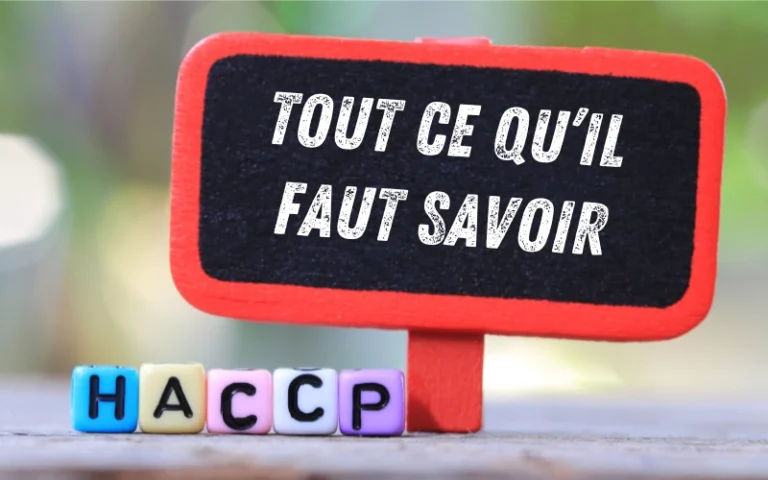 photo-illlustrant-le-sigle-haccp-accompagne-d-un-tableau-sur-lequel-est-note-tout-ce-qu-il-faut-savoir